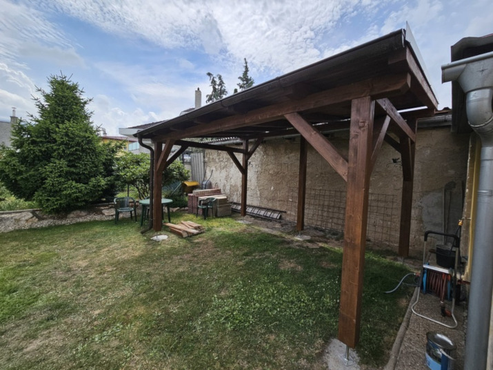 pergola